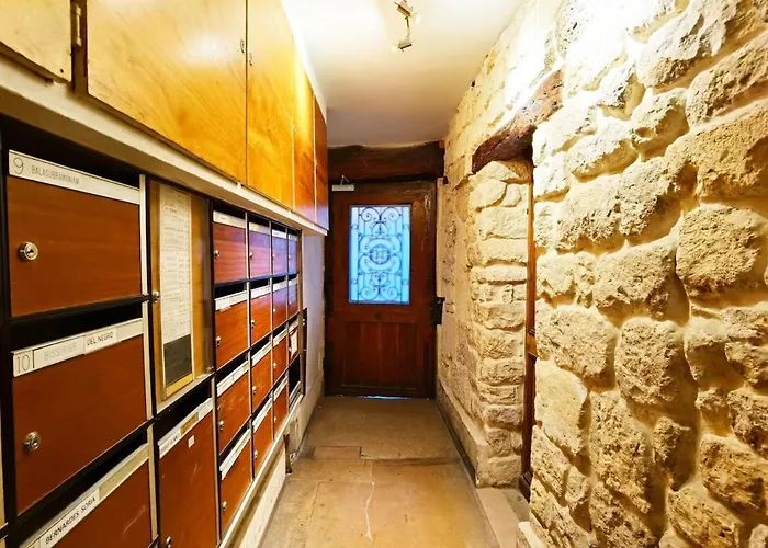 Apartamento Near Metro & Marais & De & Seine *